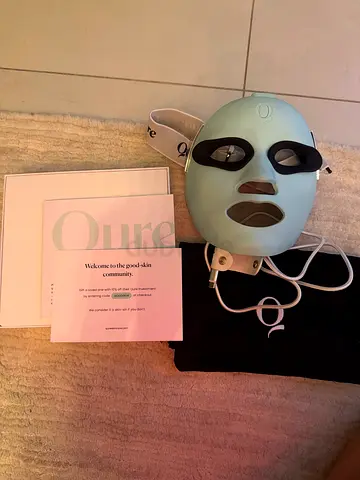 QURE LED RED LIGHT THERAPY MASK