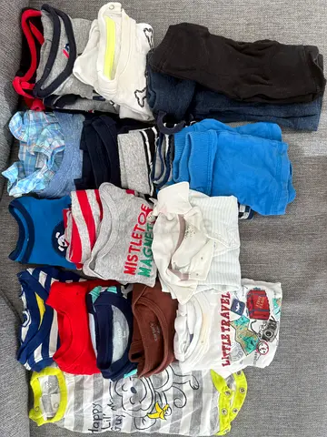 CLOTHES FOR BOYS ASSORTED (0-12MOS)
