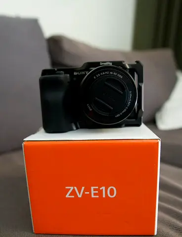 Sony Zev 10 +box + cage smallrig