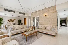 Luxury 5BR+1 Maid's Room |With Pool |Family Villa