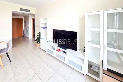 Chiller Free | Vacant 20th May | Fully Furnished