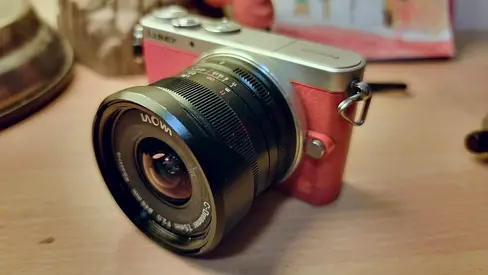Laowa 7.5mm f2 MFT