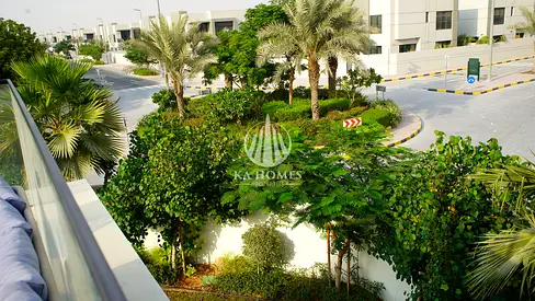 فيلا مستقله .. بأطول خطوه سداد 8 سنوات .. تملك حر .. حديقه خاصه مع أمكانيه مسبح خاص