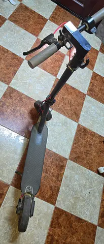 Used electric scooter — foldable commuter scooter, good working condition