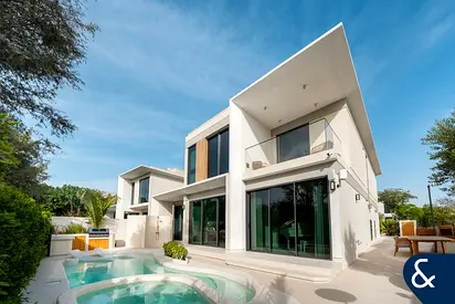 Park View | Extended | Upgraded | 4 Bedrooms