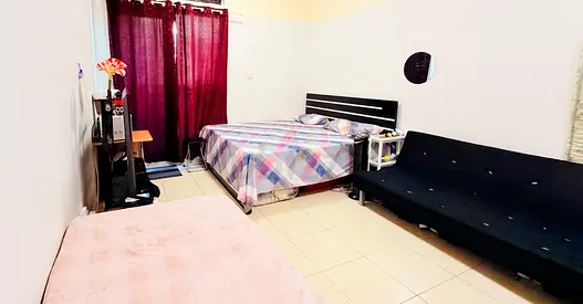 Executive Room Share | Premium Living for Working Professionals