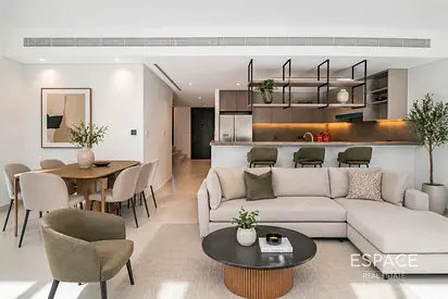 Close to Pool - Internal - Vacant