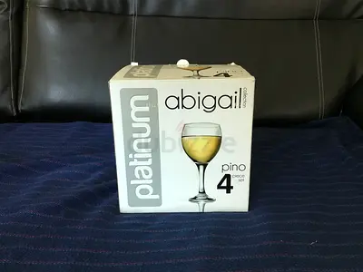 Abigail Platinum Pino 4-Piece Wine Crystal Glass Set