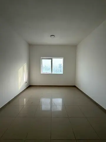 Great opportunity for family living one bedroom hall apartment with a practical layout offering com