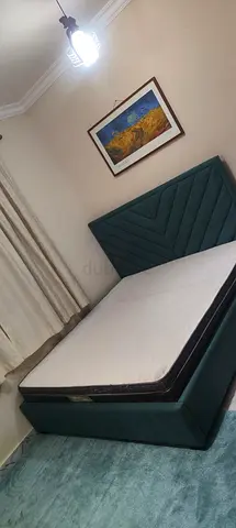 King size bed