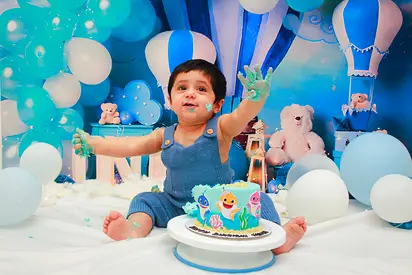 BOOK YOUR PHOTOSESSION NOW WITH LOWEST CHARGES!!