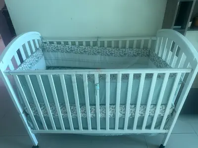 Crib with mattress