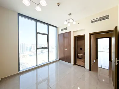 Large Stunning 2 Bedroom with Store Room + Gym & Pool | Near Metro