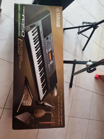 Yamaha PSR-A350 Portable Keyboard in Box Like New