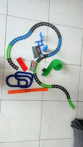 Toy Train Track Set with Assorted Riser Pieces - Used