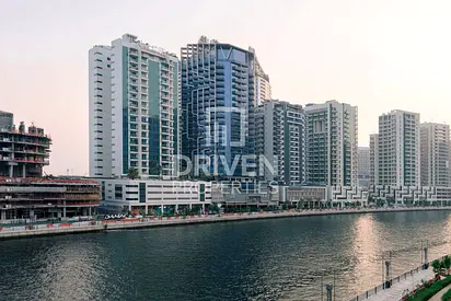 Burj View| Fully Equipped | Great Amenities