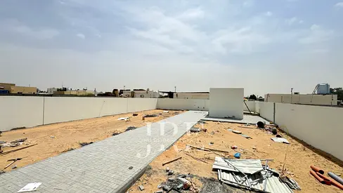 Warehouse for Rent in Sharjah | Open yard