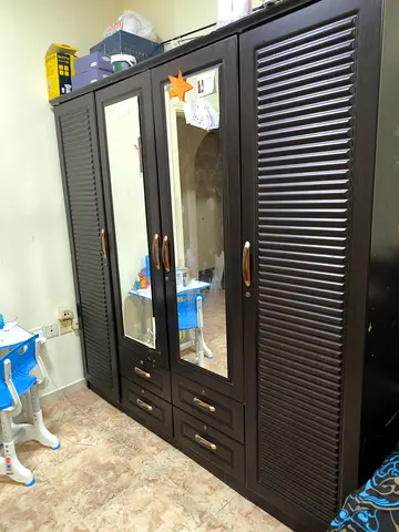 Dark Wood 4-Door Wardrobe with Mirror and Drawers
