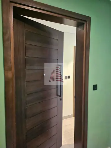 بالقرب من البحيرة | تاون هاوس من 4 غرف نوم | إطلالات على الحديقة