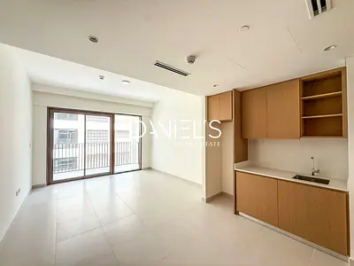 Brand New | Low Floor | Chiller Free