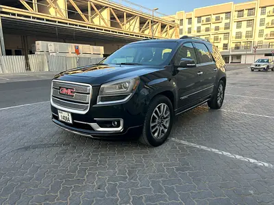 GMC Acadia SLE AWD 2014 - GCC Specs -