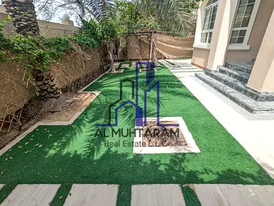 Lavish 3bedroom + 2 Majlis + mid room.+ Laundry! Pool ! Coved parking