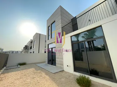 4 BR Villa | Unfurnished | Close to the Park