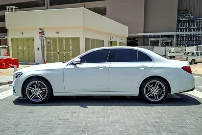 2019 Mercedes-BENZ E-CLASS 缩略图 5