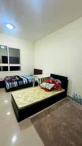 Executive Male bedspace alquoz 2