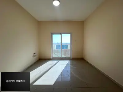 Levish 1Bedroom Available With Balcony Close Dubai Exit