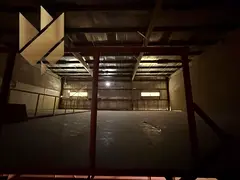 Warehouse for rent in Industrial Area 17 / Mezzanine - 8000 sq. ft