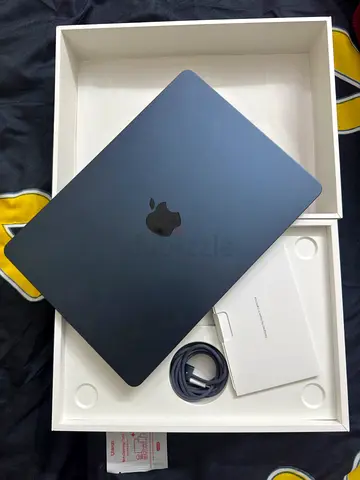 Macbook Air M2 for sale