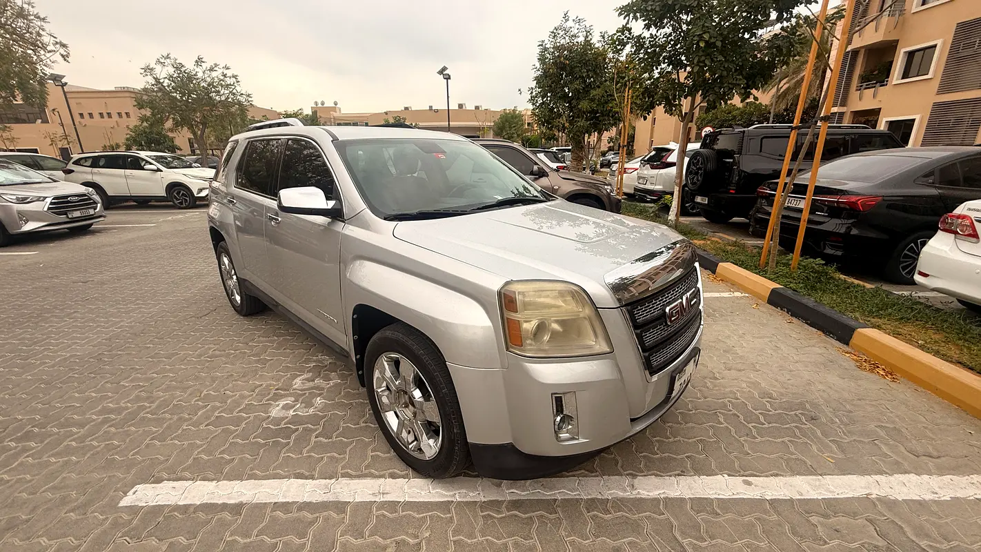 GMC Terrain 2012 — photo 1 of 11