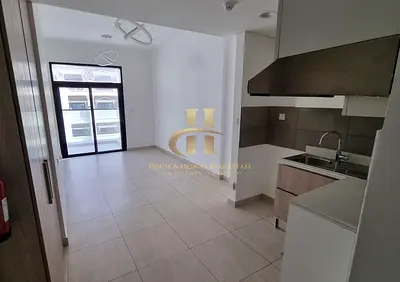 Community View | Big Apartment | Vacant