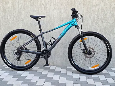 Gaint Liv tempt 3 27.5 madium