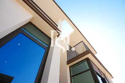 Stand Alone | Corner Unit | Big Plot | Type V5