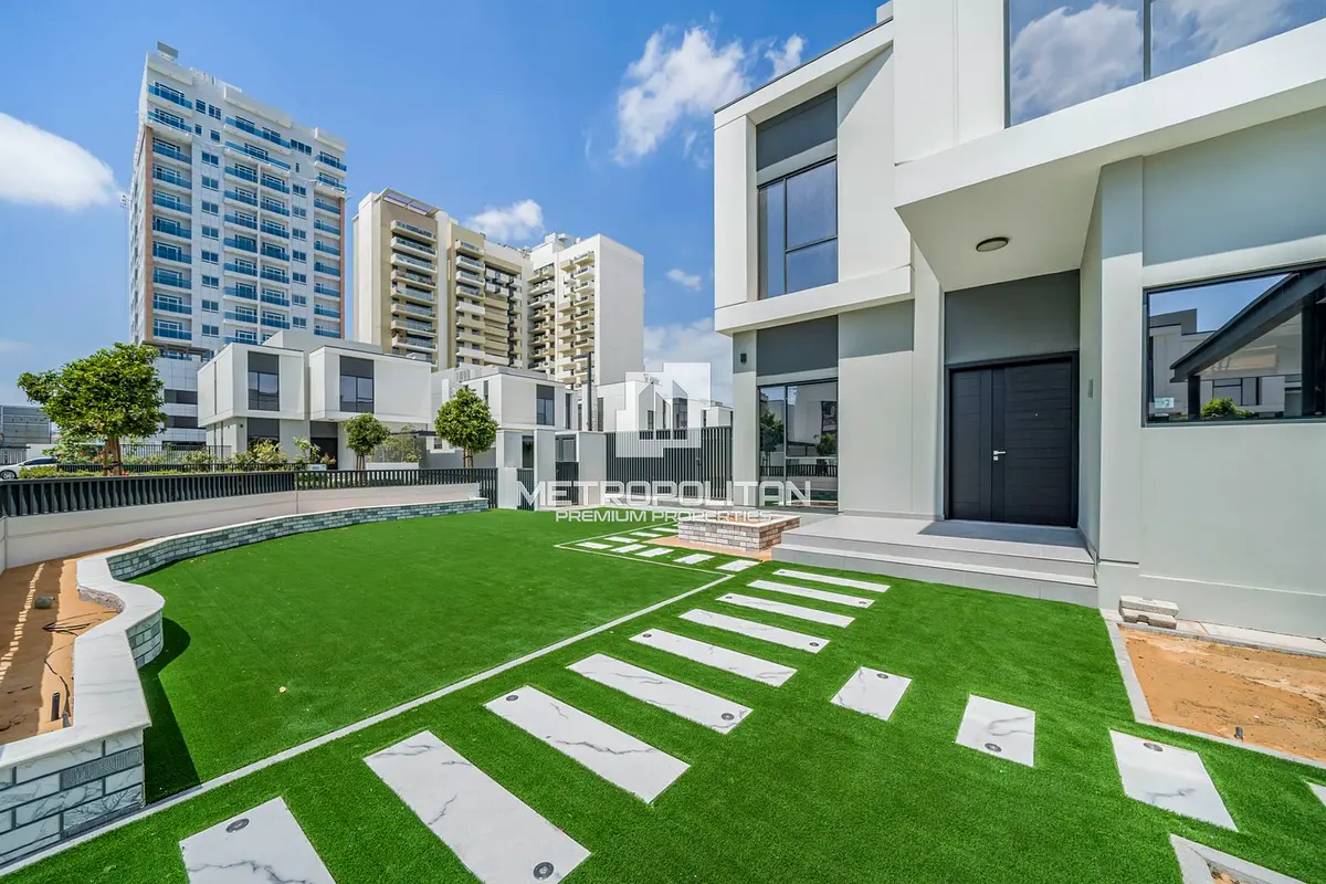 Close to Park | Brand New Villa | Corner Unit