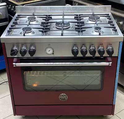 Bartazzoni 5 brand cooker full gas cooker same like new latest model