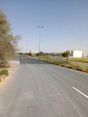 آخر قطعة متوفرة على زاوية - قرب شارع 67 - بليدة 3