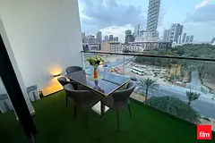 Upgraded Studio | Park View | 12 Cheques