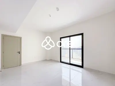 HIGH FLOOR l LARGE LAYOUT l JUST HANDED OVER