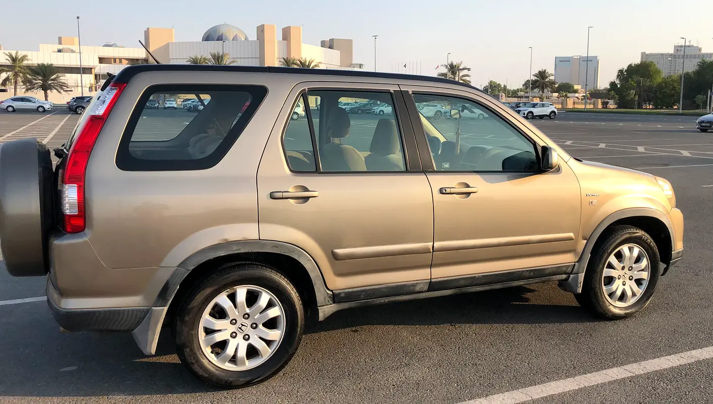 Honda CR-V 2006 — photo 1 of 8