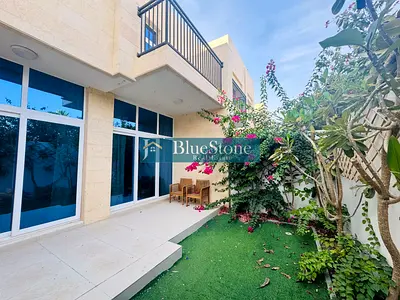 Single Row | Behind pool | Ready to move in
