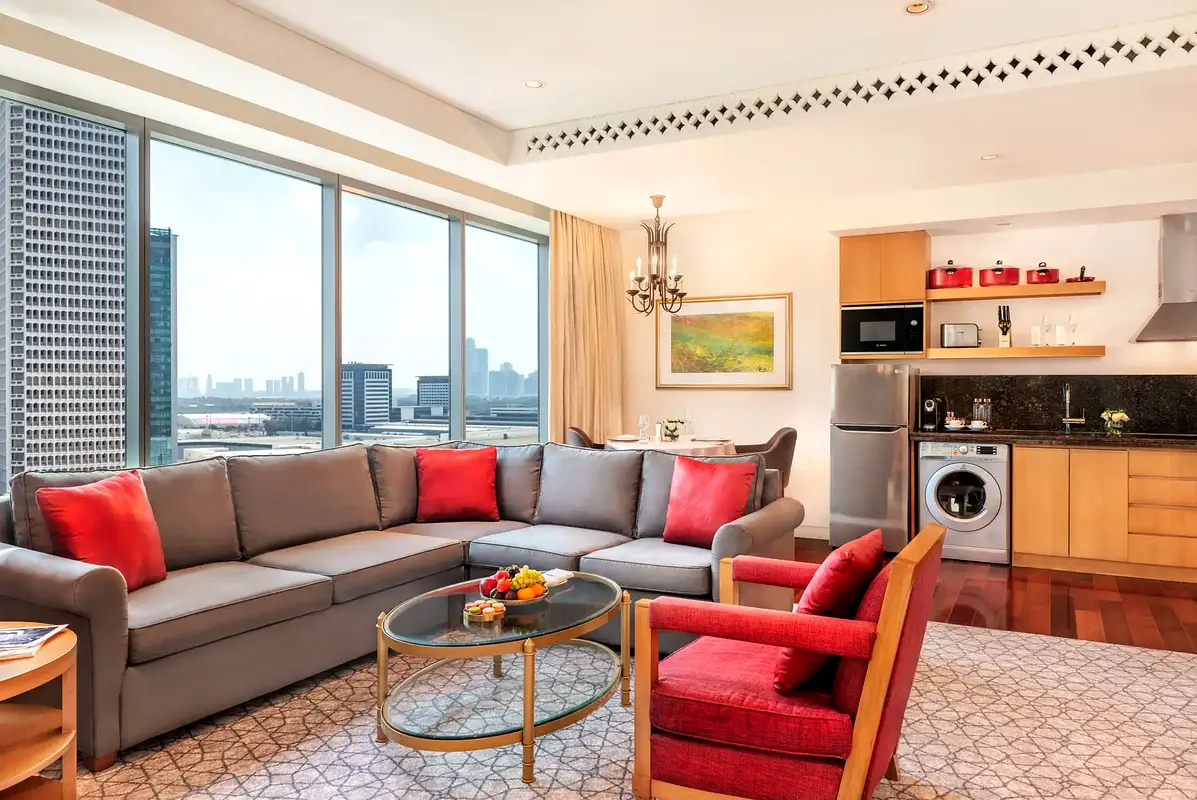 Stop Looking Start Booking Next to Metro Luxury One Bedroom Apartment with Free Bills