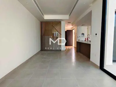Single Row| Family Friendly Living| Full Amenities