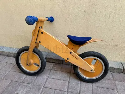 Wooden balance bike for toddlers - sturdy and lightweight