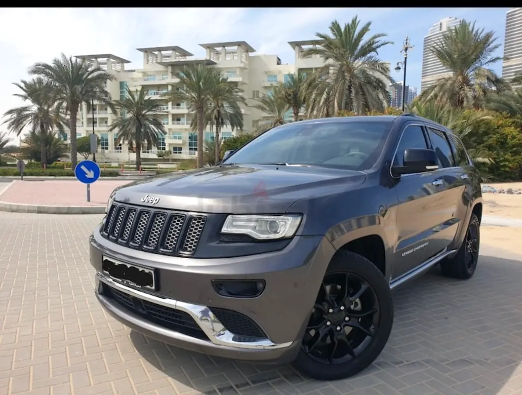 Jeep Cherokee 2014 — photo 1 of 7