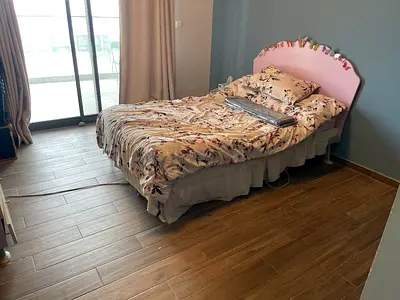 Separate room with its own toilet available in Dubai South