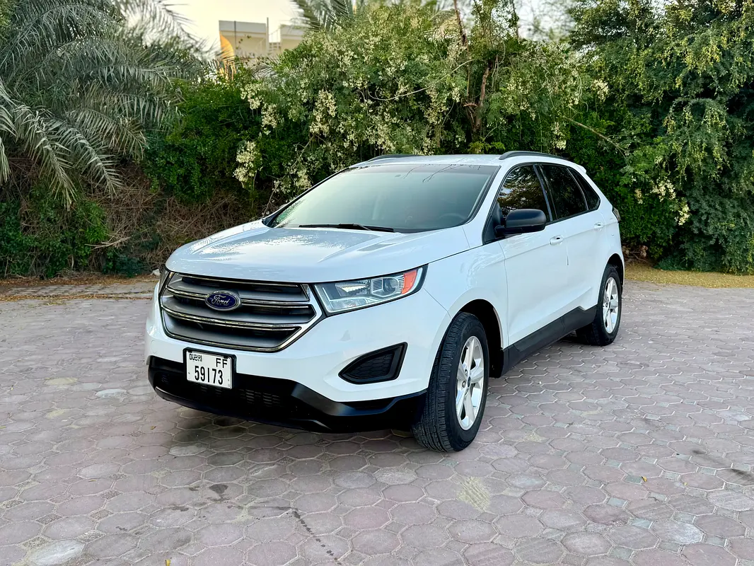 Ford Edge 2018 — photo 1 of 11