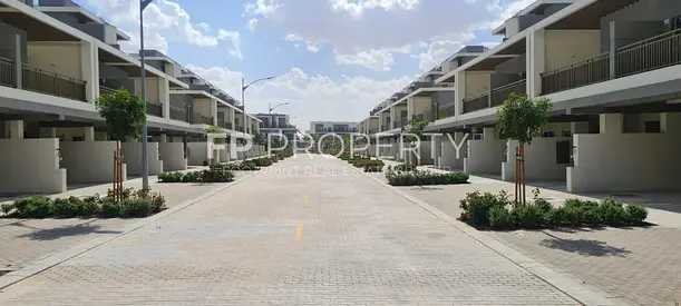 Brand New 3 Bedroom | Corner unit | Kitchen Appliances | Ready
